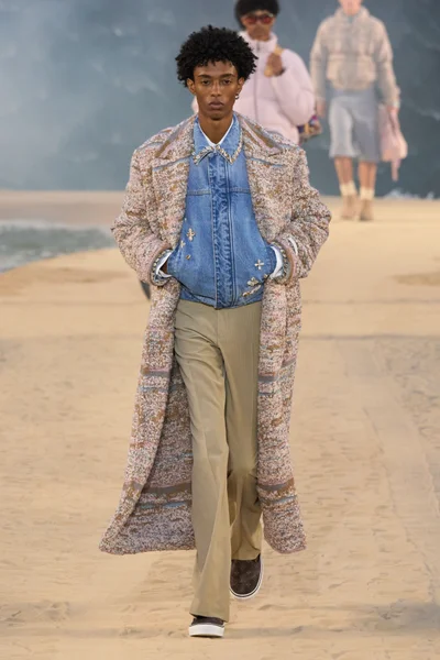 Look 56